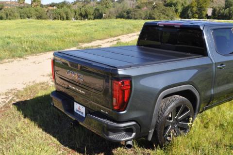 19-25 Silverado/Sierra Flush Mount Hard Folding Tonneau Cover Truck Bed Topper 5 Foot 8 Inch With or Without MulitPro / Multiflex Tailgate Black Leer