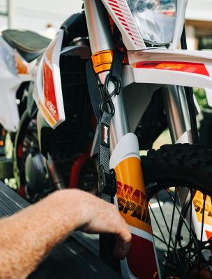 Motorcycle Tie-Down Kit Black SpeedStrap