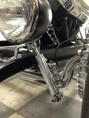 Polished Hot Rod Shock 3.3 Inch Stroke W/ Exposed Shaft Universal 1 Eye/Eye Shock W/ 7/16 Inch 1/2 Inch And 5/8 Inch I.DSleeves 7.9 Inch X 11.2 Inch W/ A 9.75 -10 Inch Ride Height Ridetech