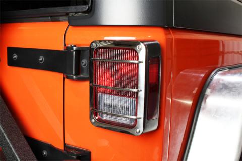 Jeep JK Taillight Guard Pair 07-18 Wrangler JK Polished Silver Kentrol