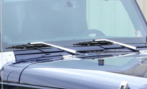 Jeep JK Windshield Wiper Arms Pair 07-18 Wrangler JK Polished Silver Kentrol