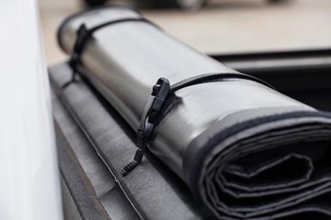 17-25 Ford F-250/F-350 Super Duty Tonneau Cover Truck Bed Topper Soft Roll Up 6 Foot 9 Inch Black Leer