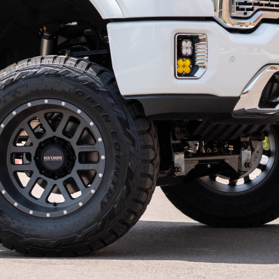 20-Present 2500/3500 GMC Fog Light Bracket Kit SDHQ Offroad