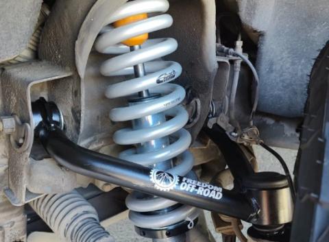 Front Upper Control Arms for 2-4 Inch Lift 07-16 Escalade 07-16 Escalade ESV/07-13 Escalade EXT/07-13 Avalanche/07-18 Sivlerado/Sierra 1500/14-20 Suburban 1500/07-20 Tahoe/07-20 Yukon/15-20 Yukon XL 07-14 Yukon XL 1500 Freedom Off-Road