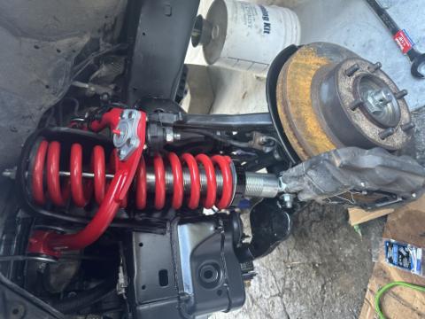 1-4 Inch Adjustable Coilovers 01-07 Sequoia/00-06 Tundra Freedom Off-Road