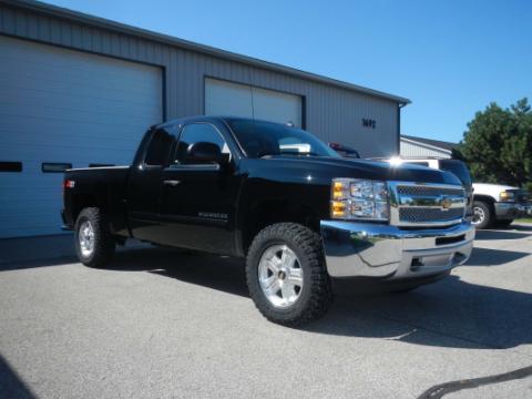 1.5 Inch Rear Lift Block and U-Bolt Kit Heavy Duty For 99-07 Silverado/Sierra 1500 4x4 6-Bolt Wheel W/ 0.5625 Inch U-Bolts SuspensionMaxx