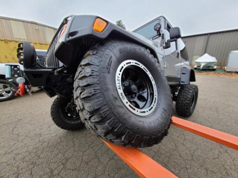 Jeep Short Front Upper Control Arms 1984-2006 TJ/LJ/XJ/ZJ Clayton Off Road